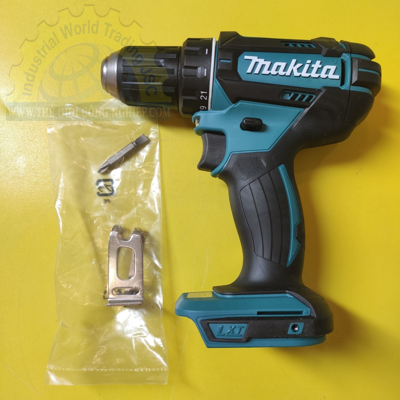 Máy khoan và vặn vít Makita DDF482Z, dùng pin 18V