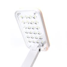 Đèn bàn sạc Led-666