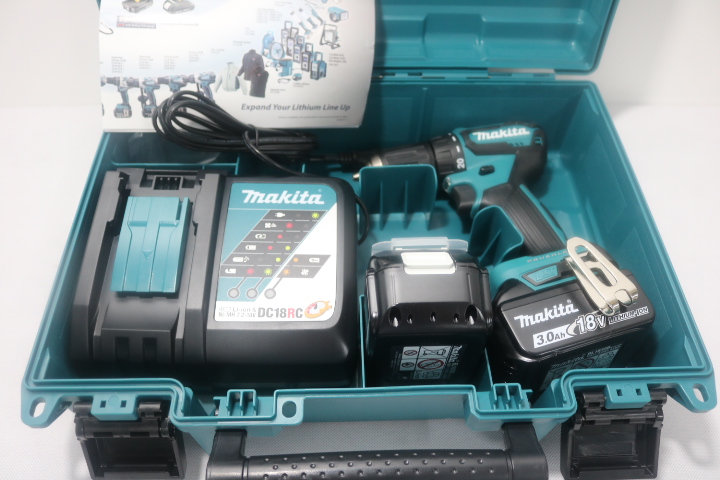 Máy khoan dùng pin 18V Makita DDF483RFE