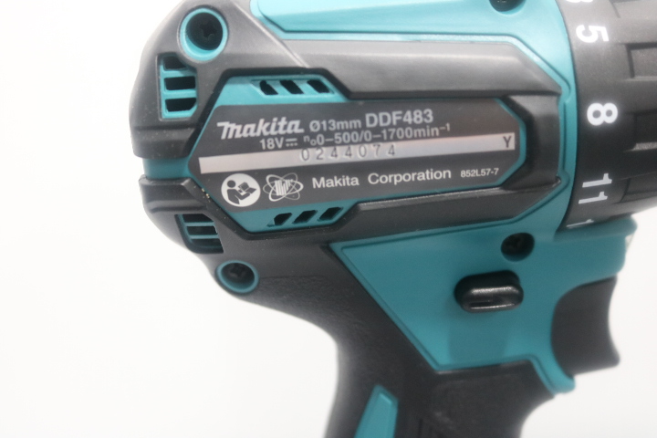 Máy khoan dùng pin 18V Makita DDF483RFE