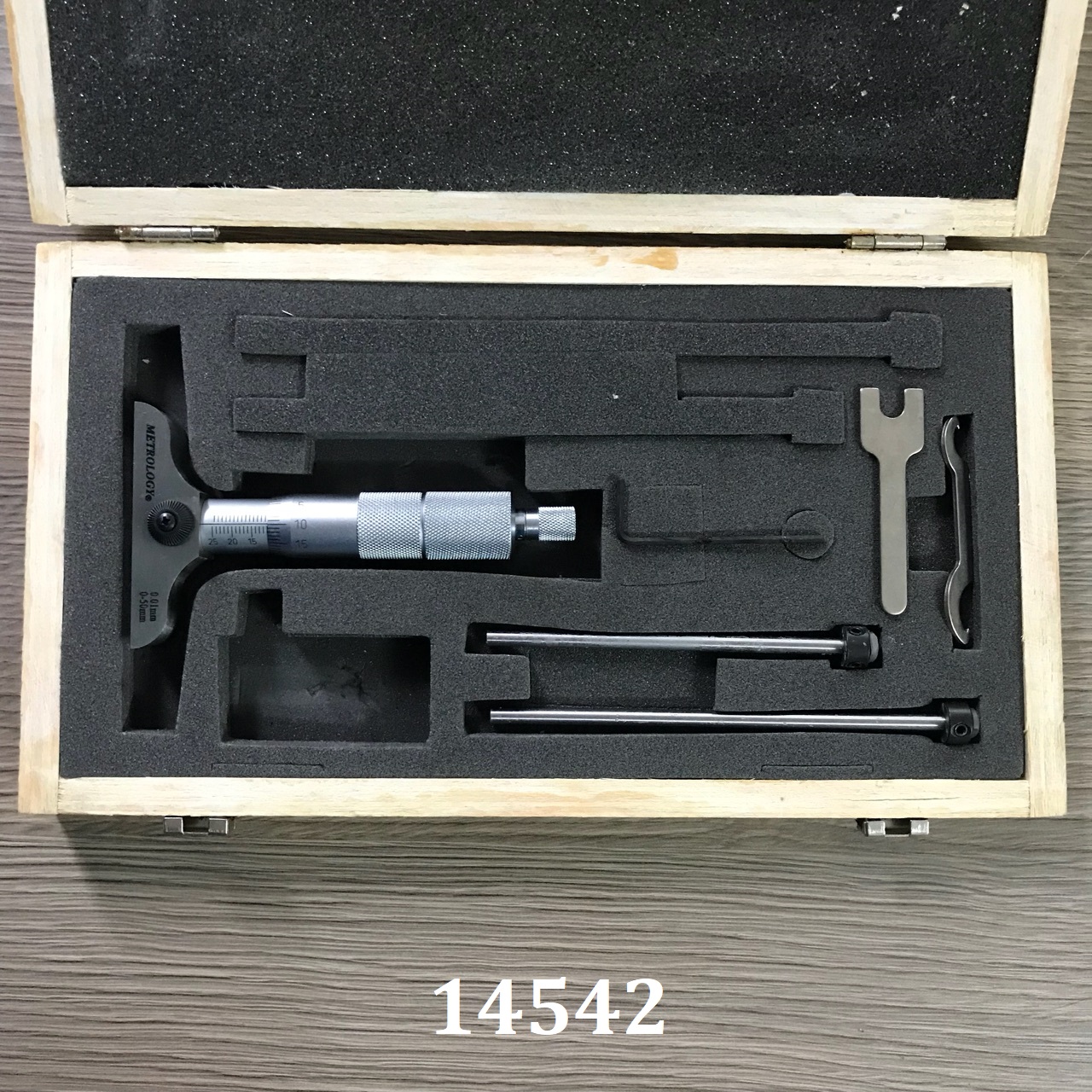 Panme cơ khí đo sâu 0-50mm/0.01mm  Metrology DM-9002