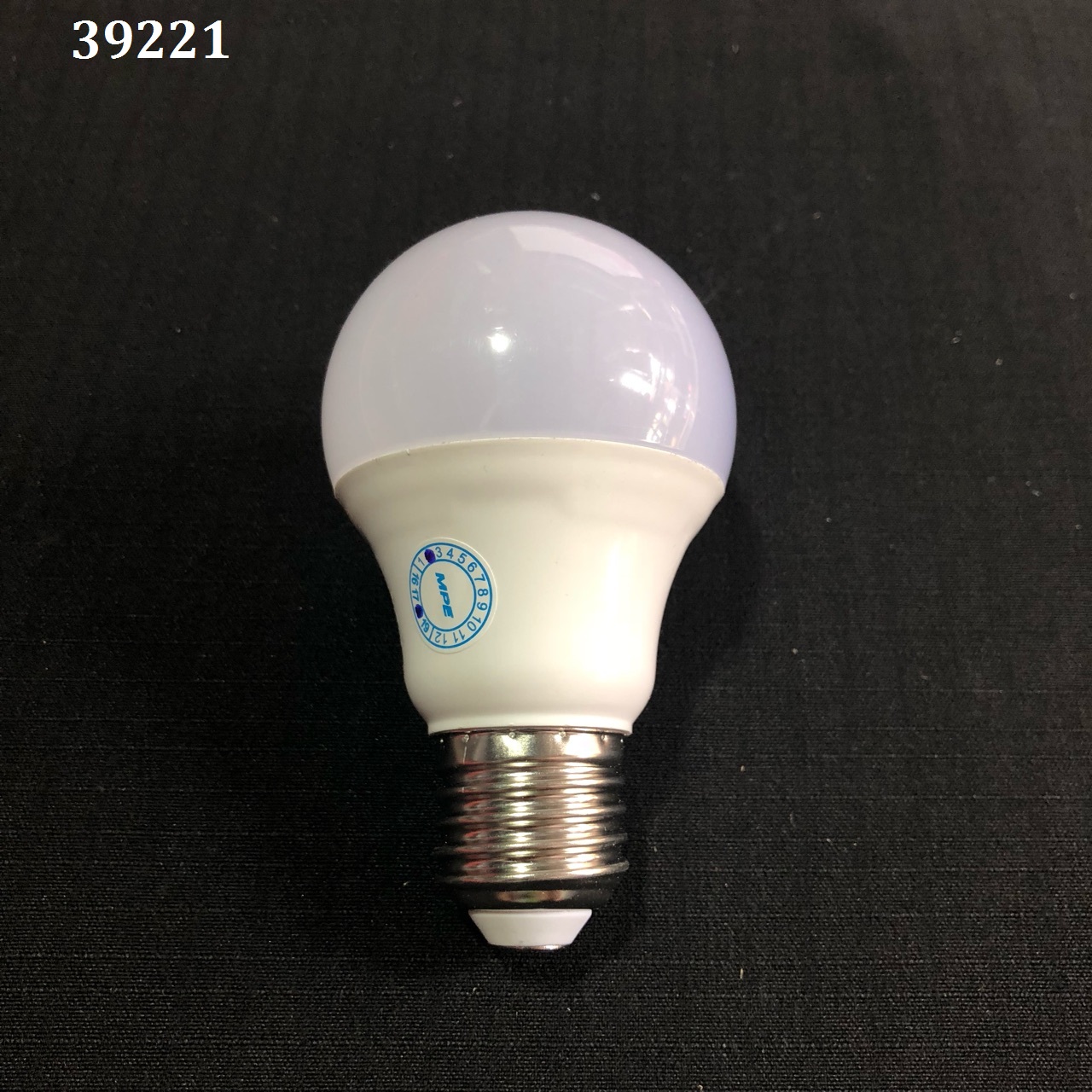 Đèn led bulb 5w ánh sáng vàng, kích thước Φ50mm x 95mm MPE LBL-5V