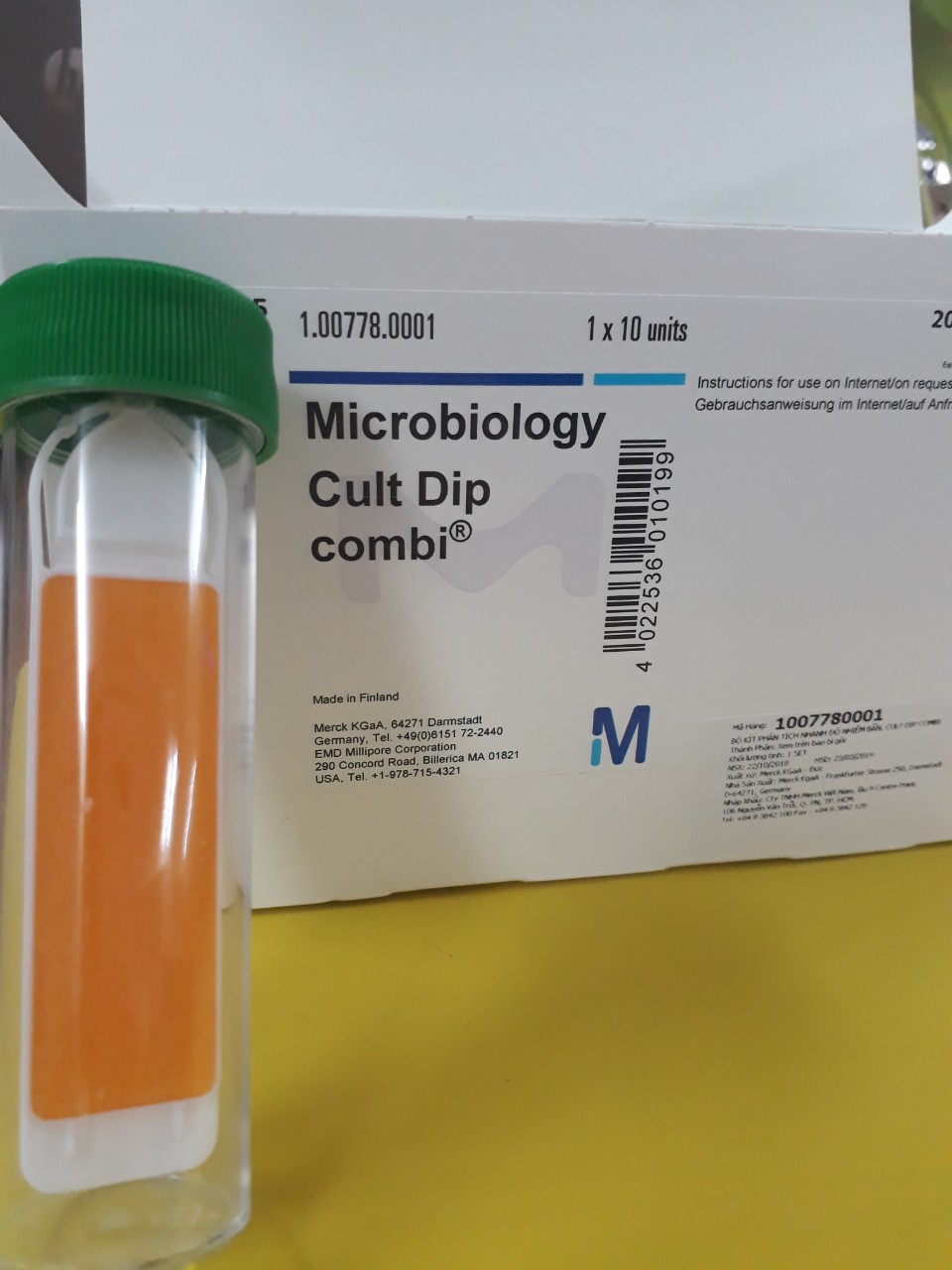 Hóa chất thí nghiệm MERCK Cult Dip combi