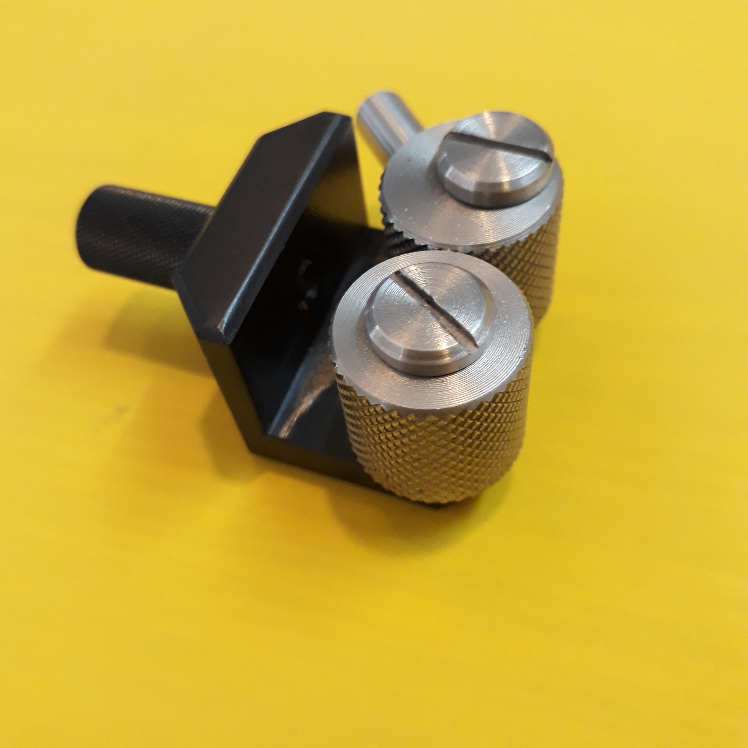 Ngàm kẹp cam Imada GP-15 độ mở 4.5mm, lực tải 250N (25kgf)