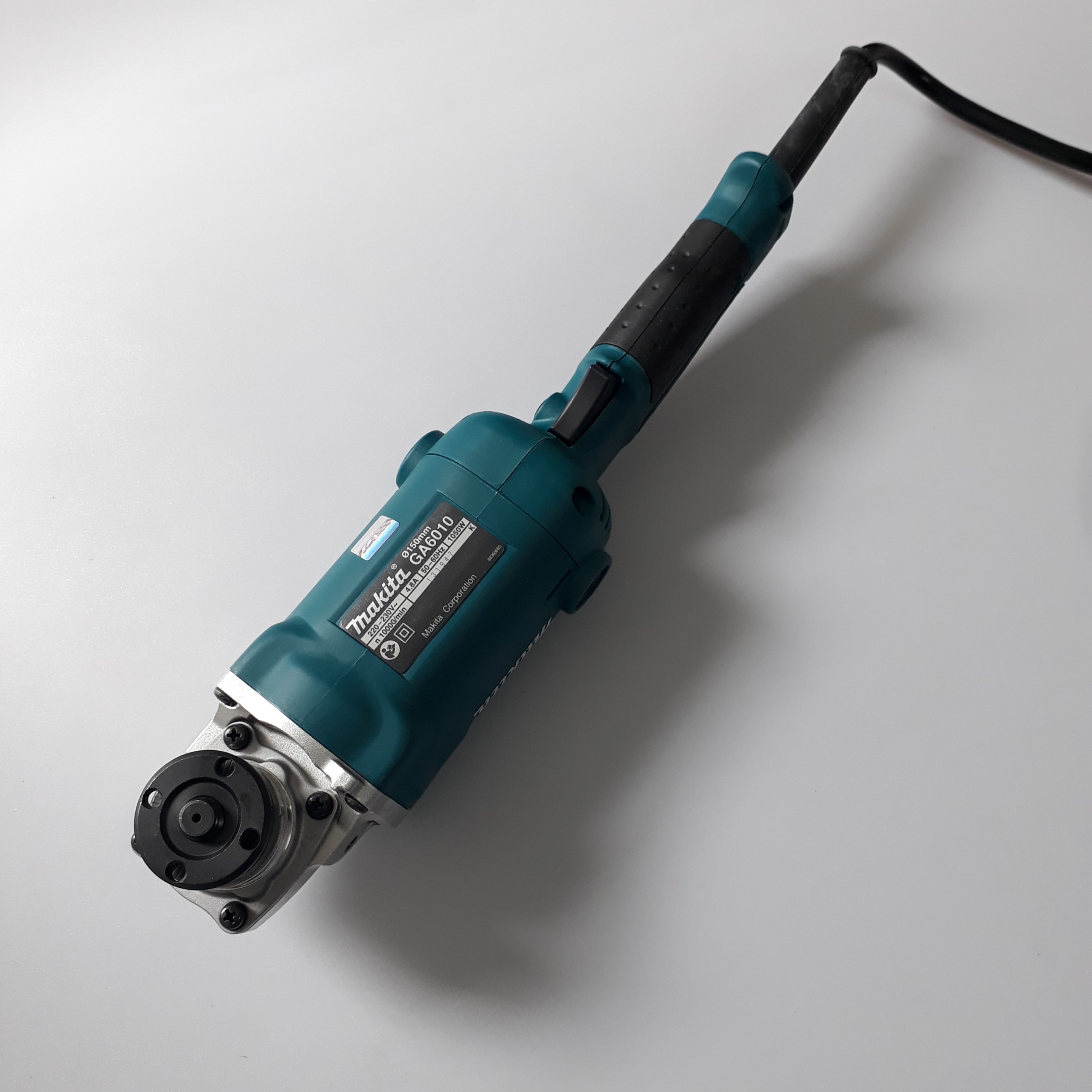 Máy mài góc MAKITA GA6010, 1050W, 150mm