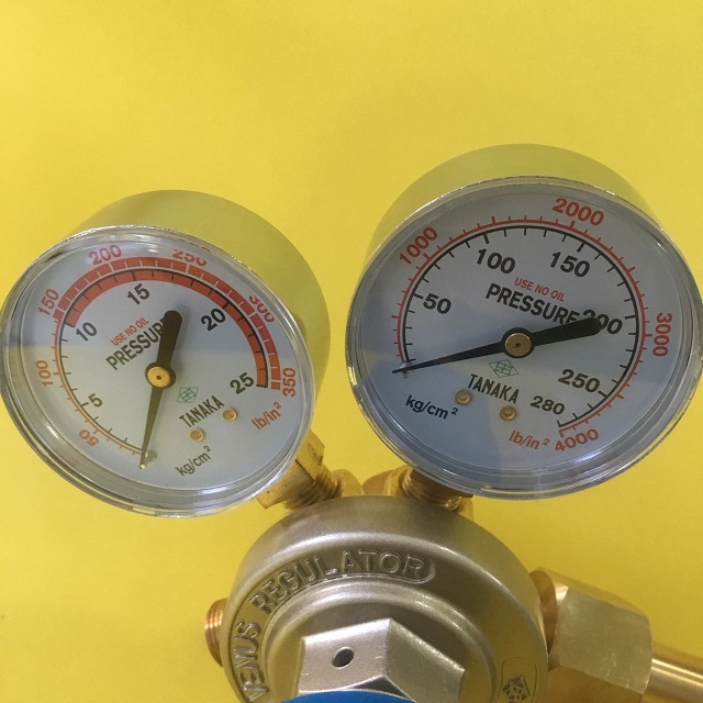 Đồng hồ điều áp Ôxy Takana CGA-540L
