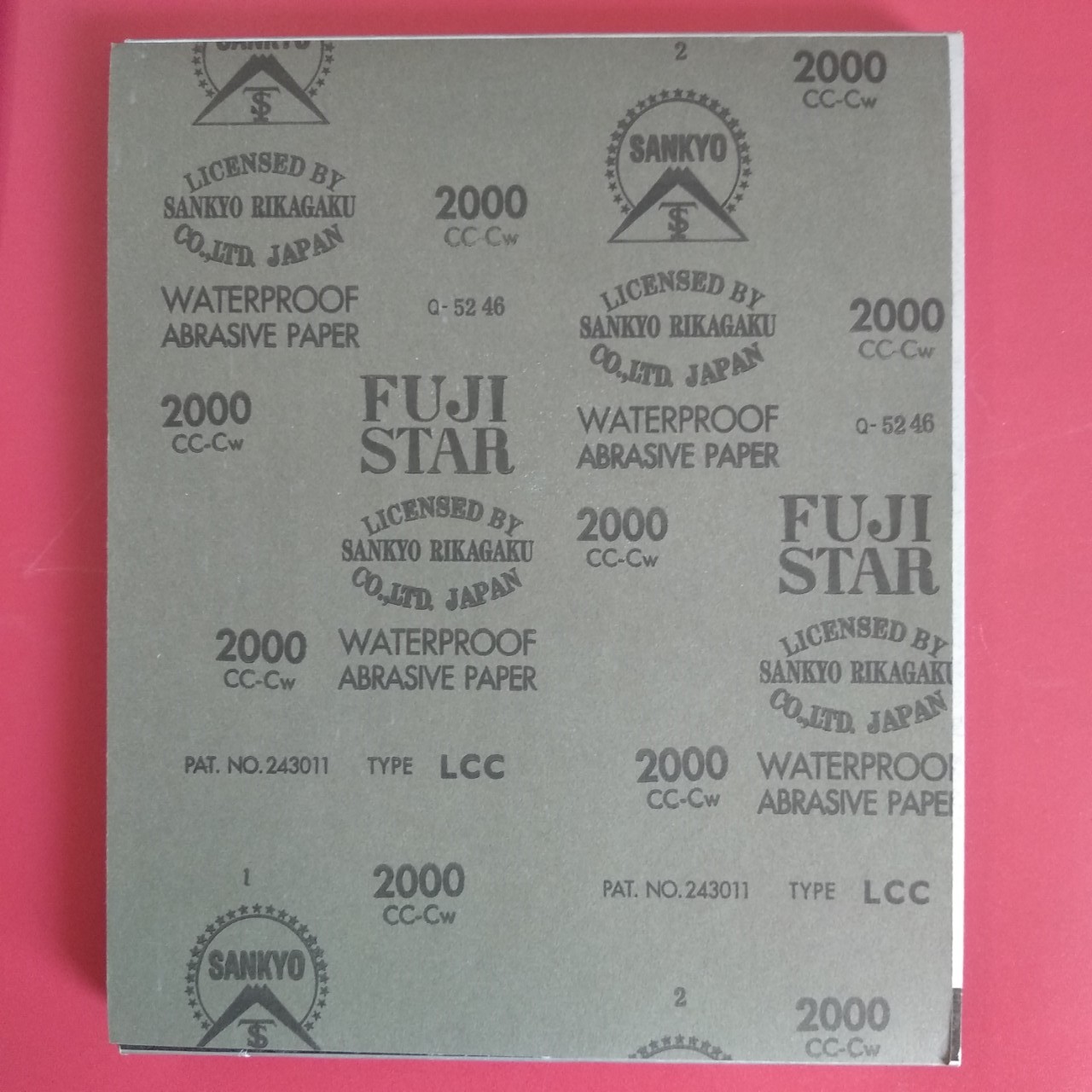 Giấy nhám tờ chịu nước FUJISTAR P 2000, 230x280mm