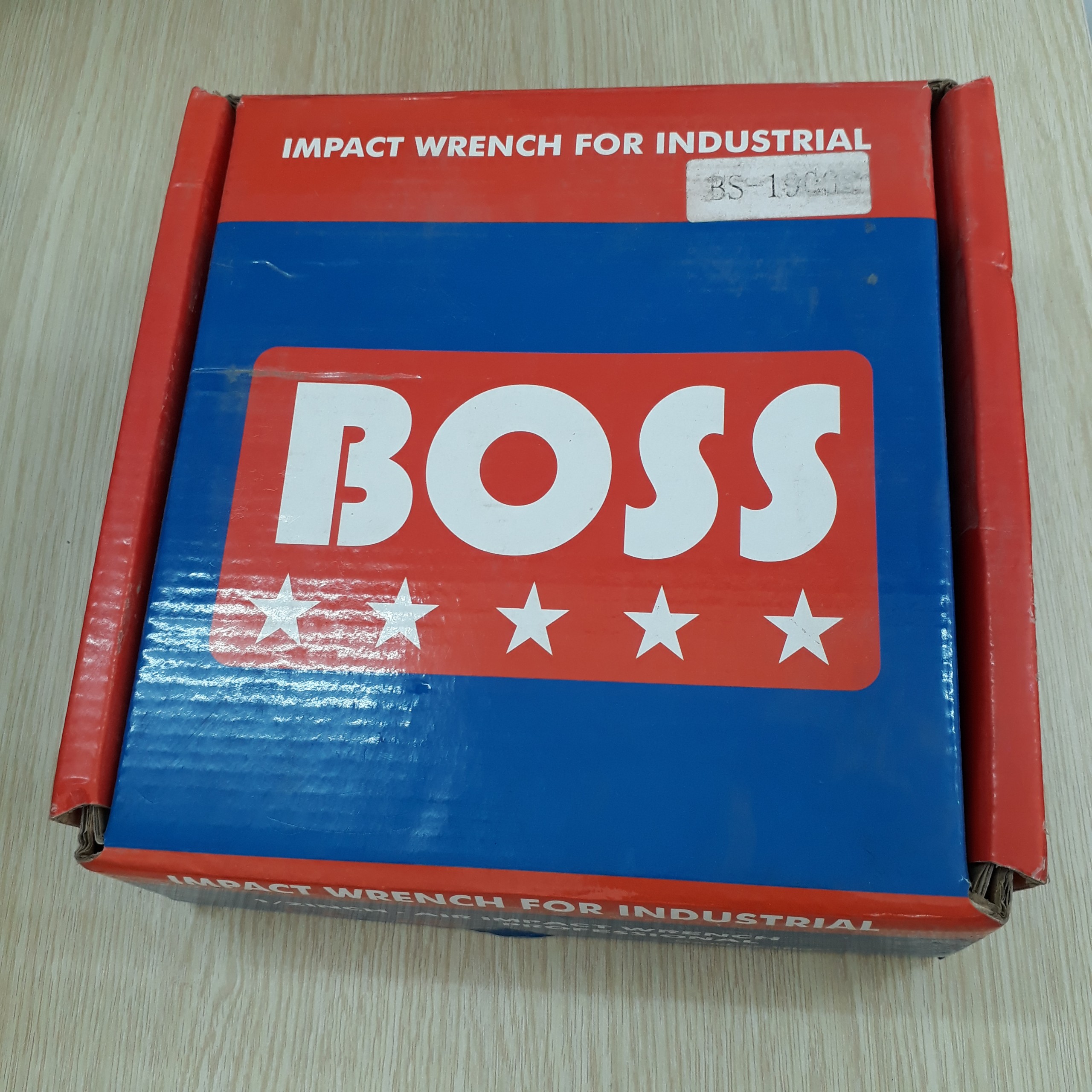 Súng bắn bu lông BOSS BS-1900P, 12-32mm, tốc độ 2900V/P, lực xiết 850N.m, kiểu Búa kép