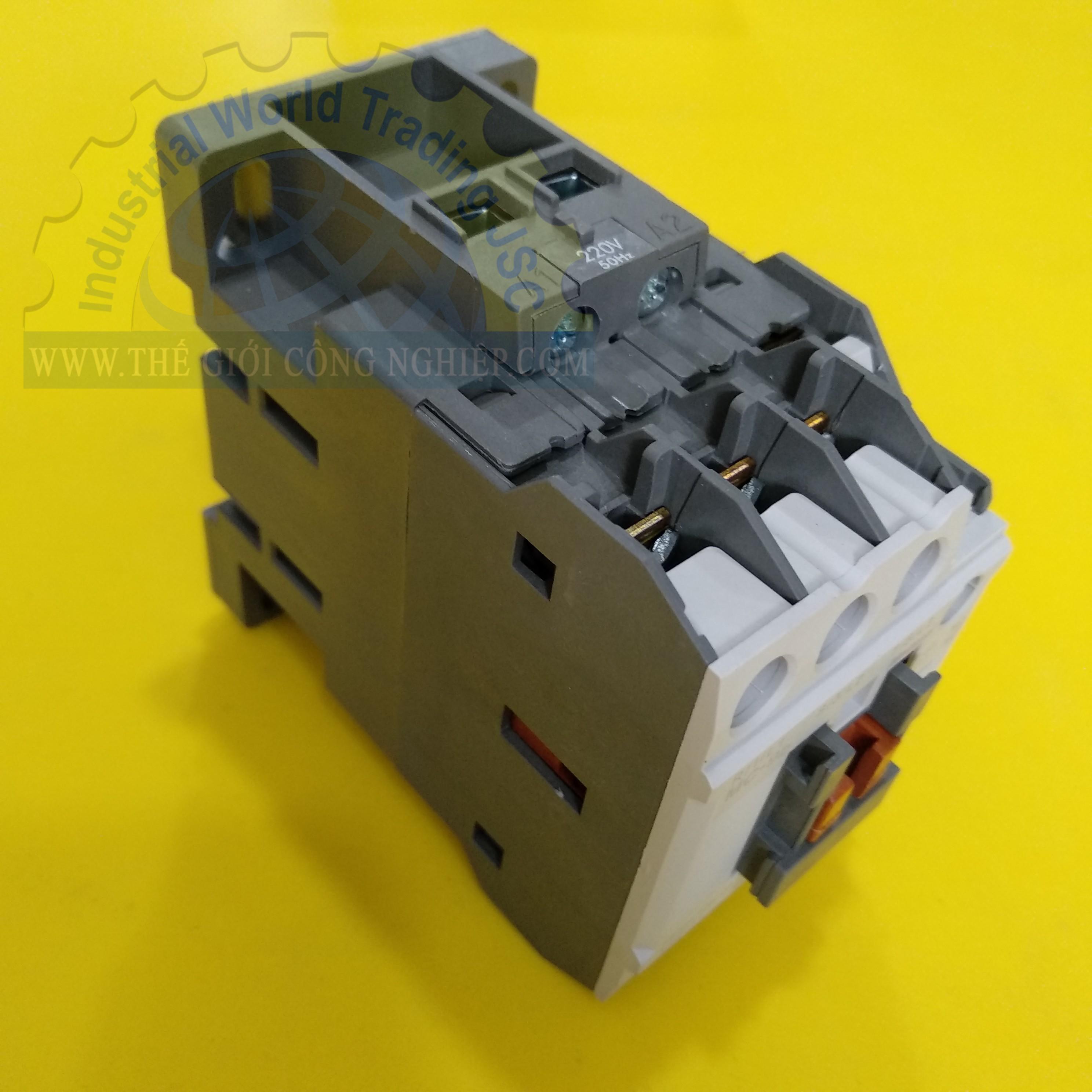 Khởi động từ Contactor 3 pha LS MC-9b 9A 4kW 1NO+1NC Coil 220V