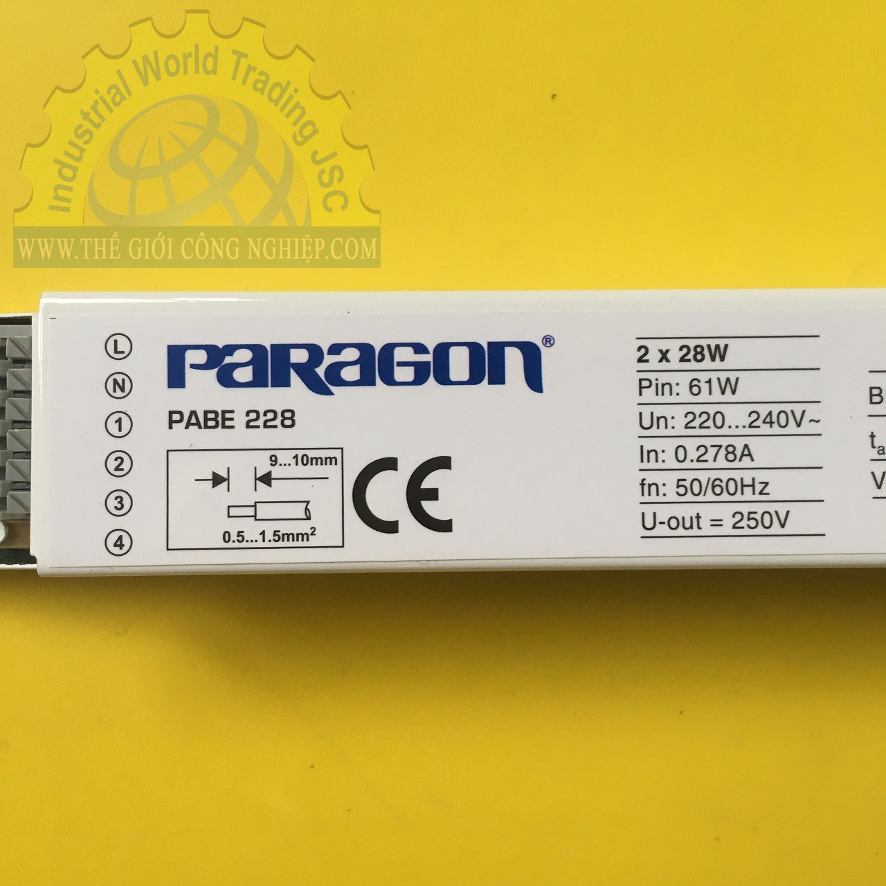 Tăng phô 220-240V Paragon PABE228, dùng cho bóng t5- loại 2x28W, tuổi thọ 30.000 giờ