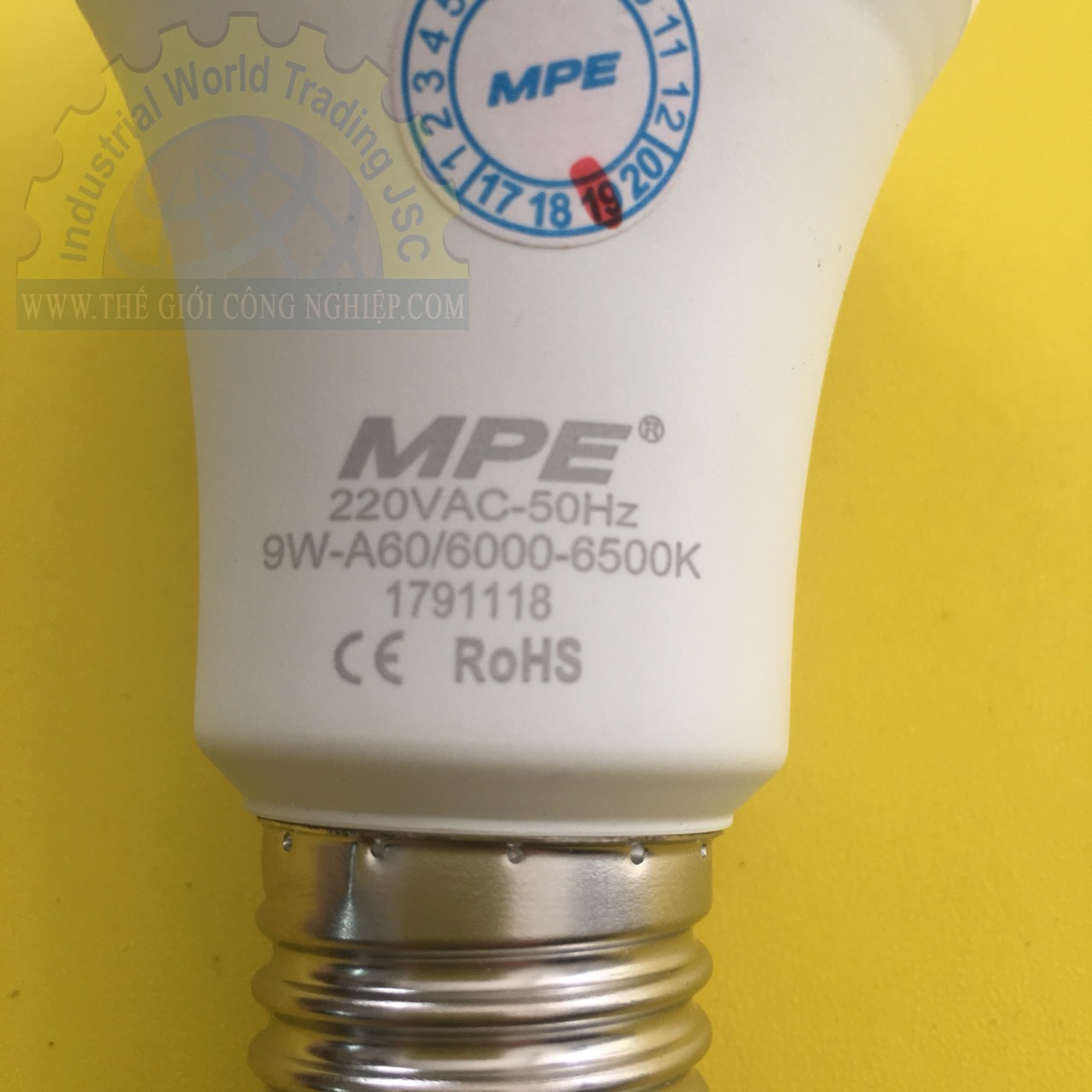 Bóng đèn Led Bulb 9W MPE LBD-9T, ánh sáng trắng