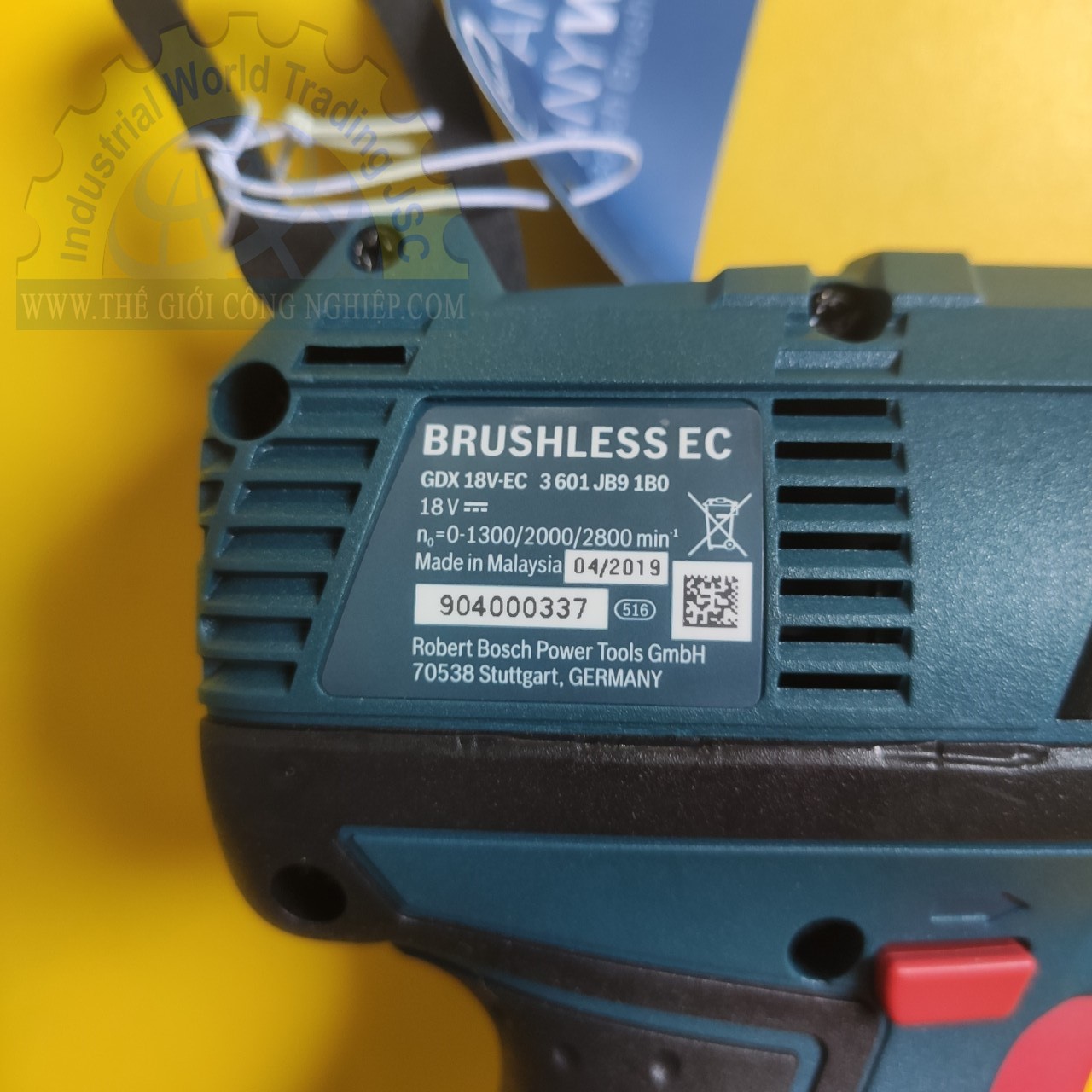 Máy khoan - vặn vít động lực dùng pin 18V BOSCH GDX 18V-EC 