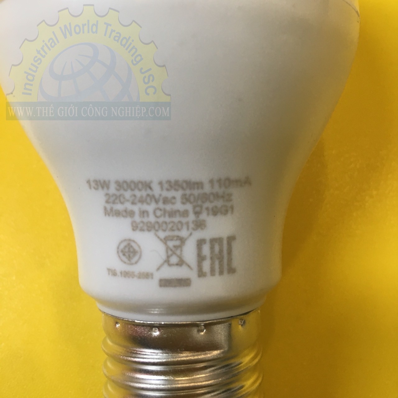 Bóng đèn ess led bulb 13w E27 3000k (Ánh sáng vàng) 230V 1ct/12apr Philips 47344