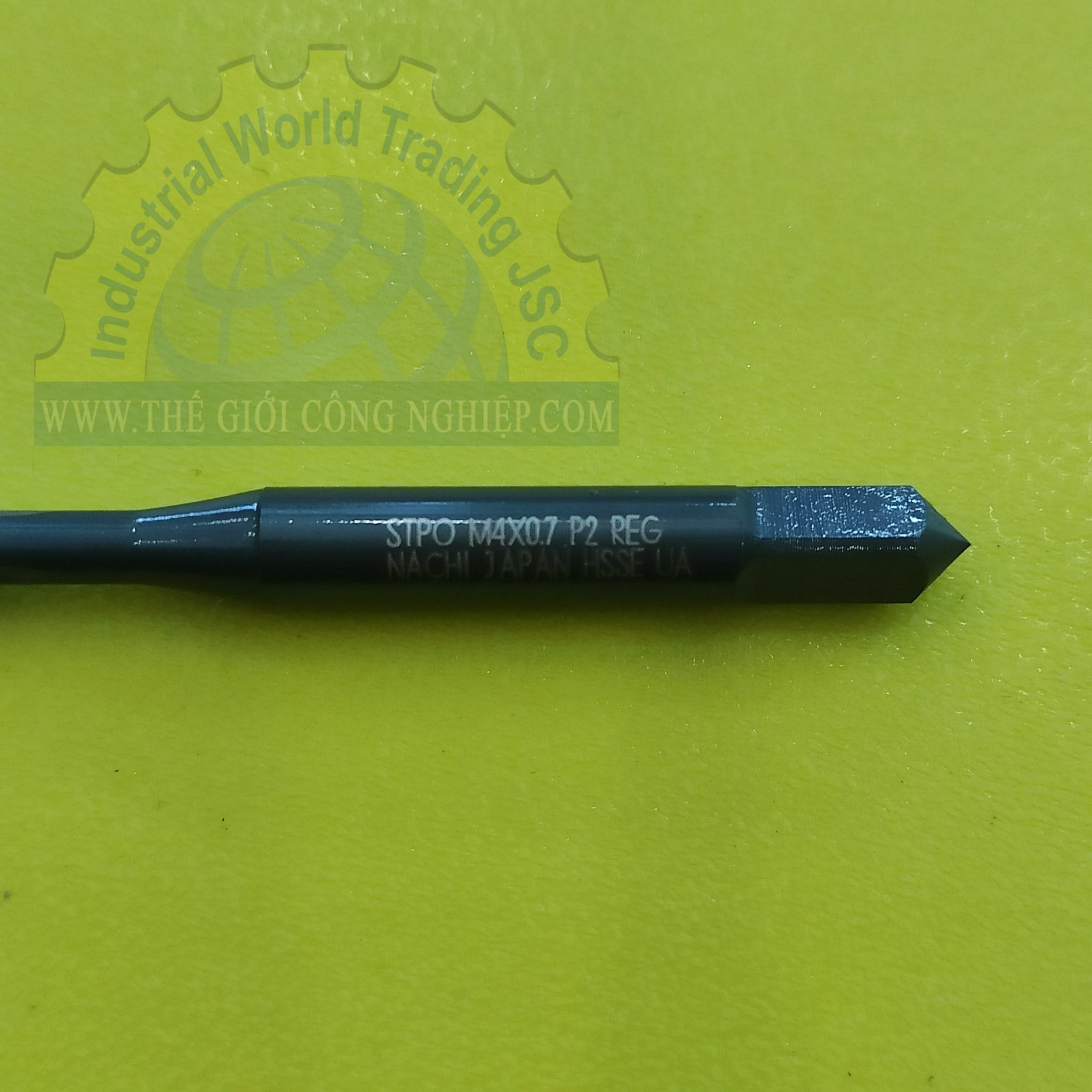 Mũi taro thẳng NACHI L6868 m4x0.7mm