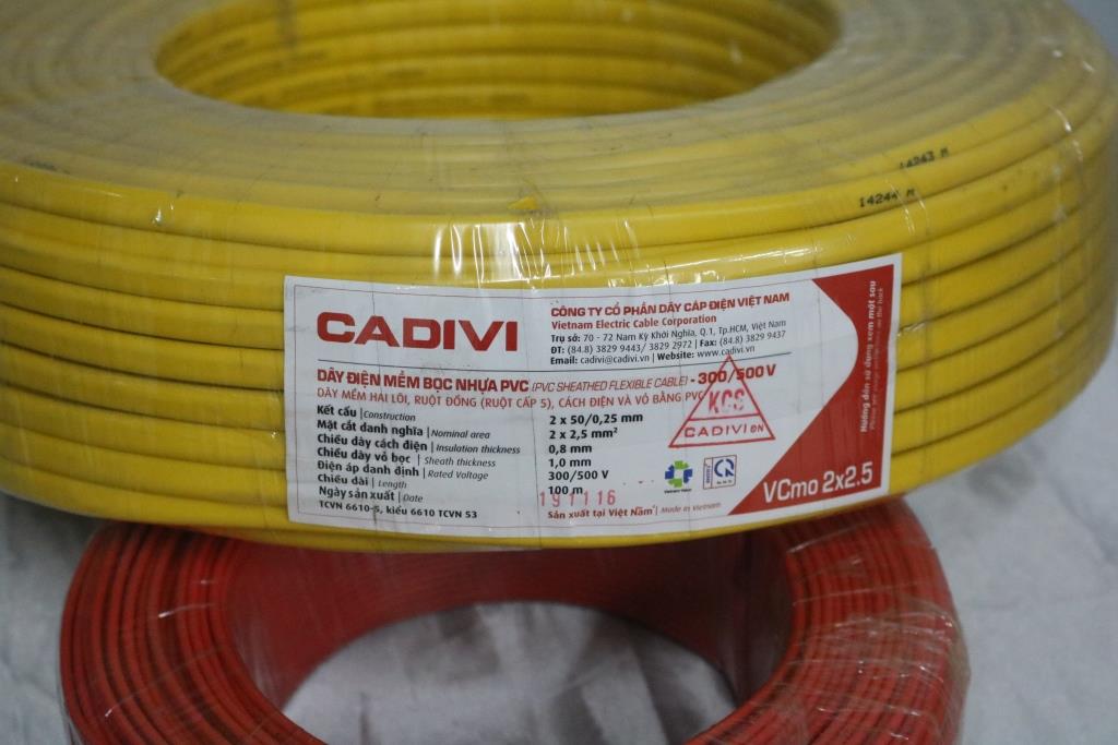 Dây cáp điện đôi mềm ovan Vcmo Cadivi 2x2.5 màu vàng, ruột đồng bọc nhựa PVC, cuộn 100 mét, giá tính theo mét 