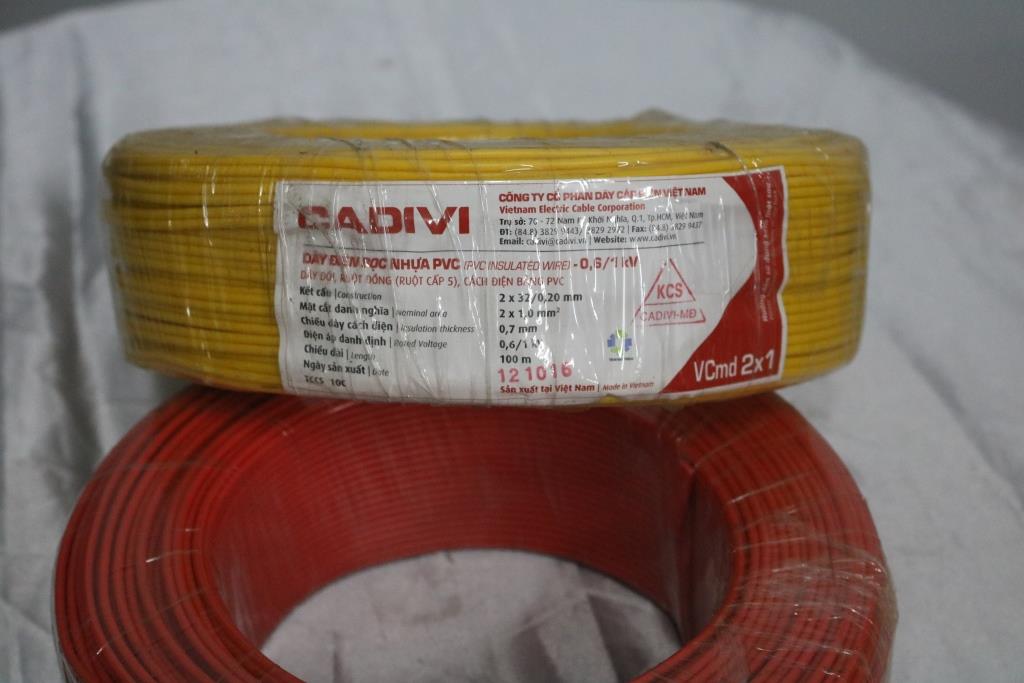 Dây cáp điện đôi mềm (dây dẹp) Cadivi 2x1.0 màu vàng, ruột đồng bọc nhựa PVC, cuộn 100 mét, giá tính theo mét 
