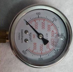 Đồng hồ đo áp suất dầu Badotherm 150kg/cm2 phi 17