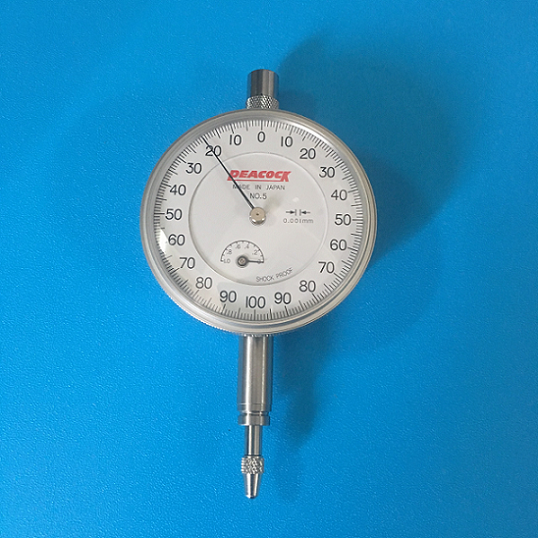 Đồng hồ so chân thẳng Peacock 5F, dải đo 1.0x0.001mm