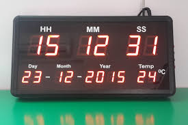 Đồng hồ led treo tường có ngày tháng năm và đo nhiệt độ phòng