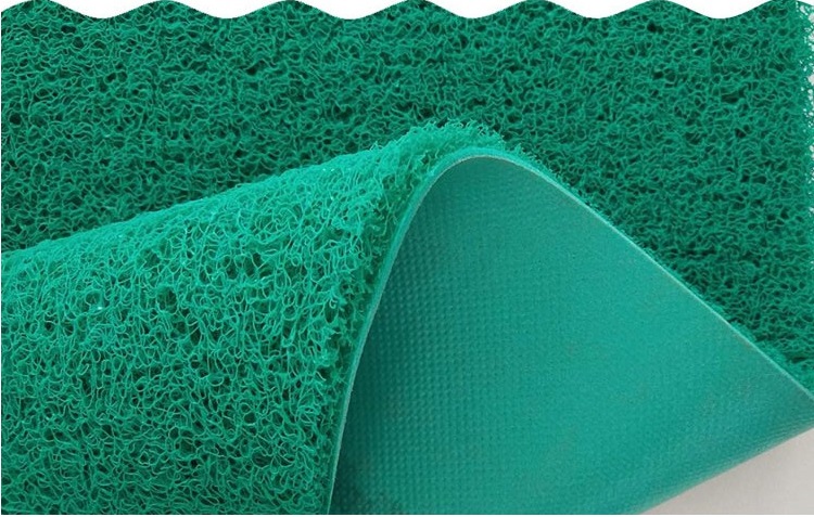 Thảm nhựa rối surem màu xanh lá, kích thước 1,2m x 18m x 1.3cm